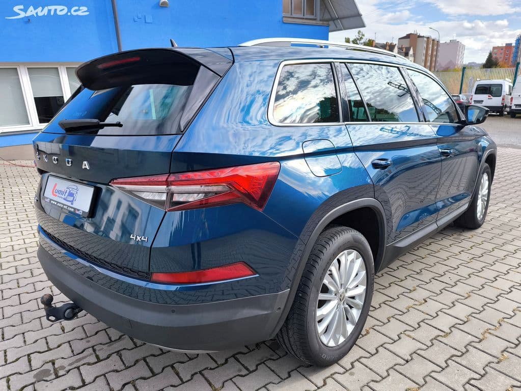 Lumit Car company