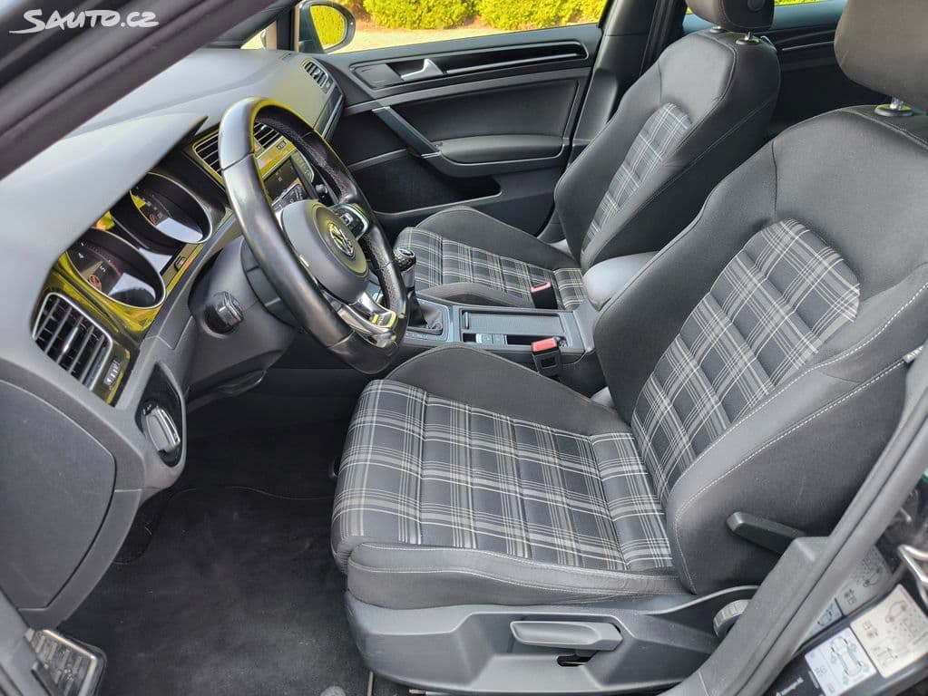 Lumit Car company
