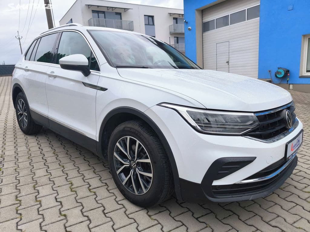 Lumit Car company