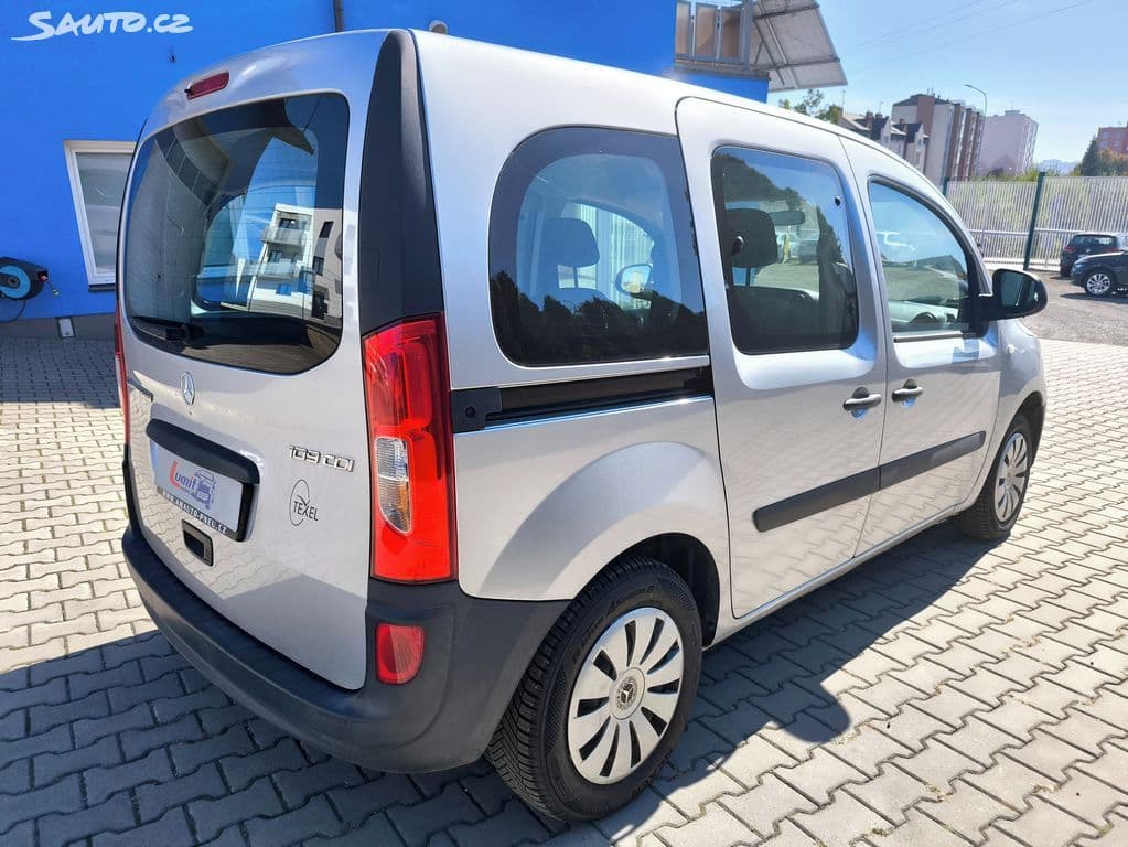 Lumit Car company