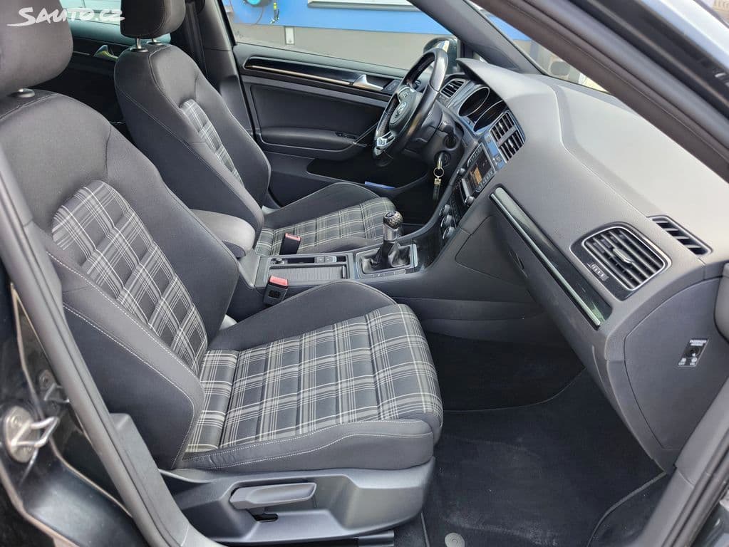 Lumit Car company