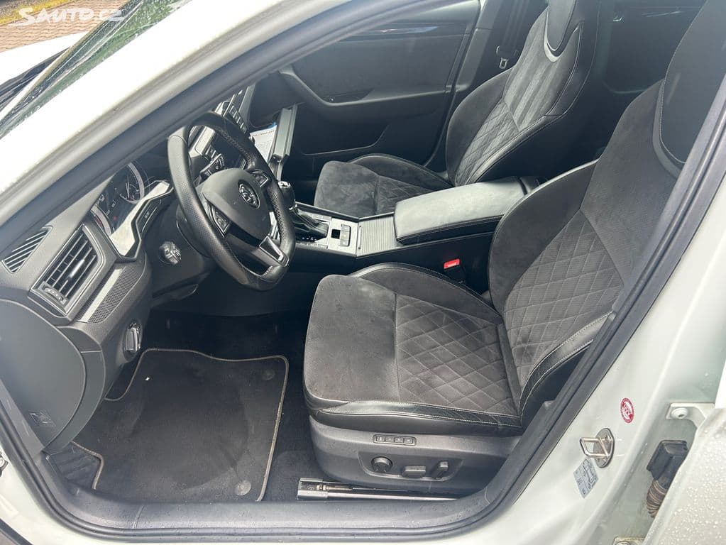 Lumit Car company