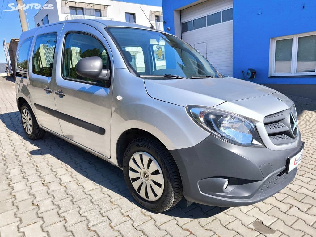 Lumit Car company