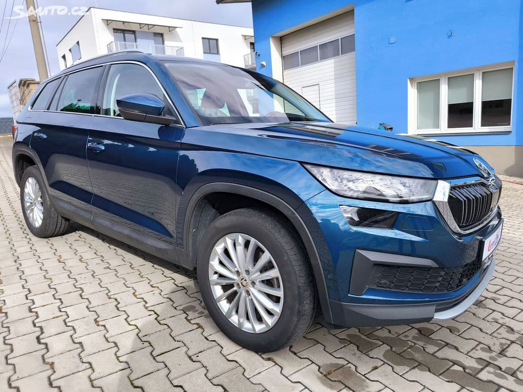 Lumit Car company
