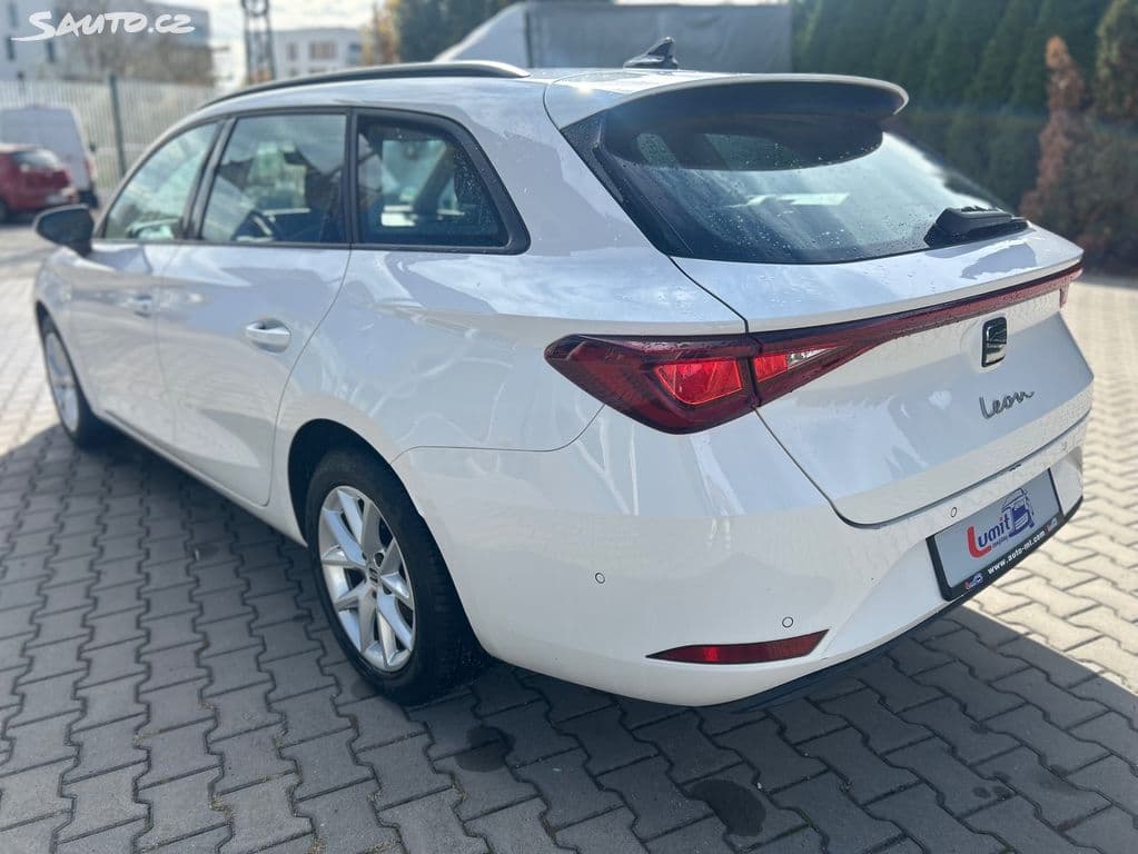Lumit Car company
