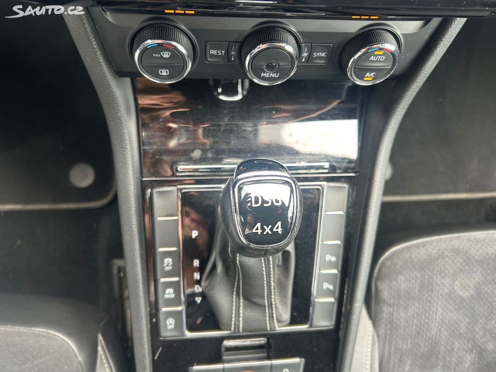 Lumit Car company