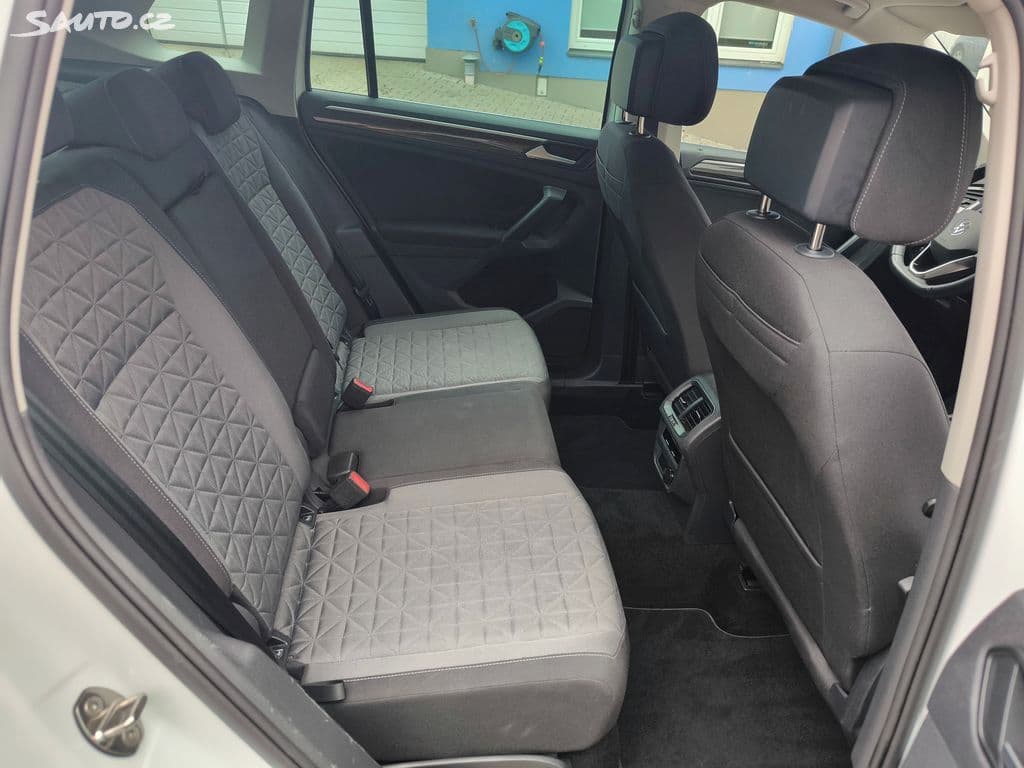 Lumit Car company